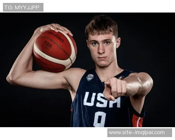 基德赞弗拉格在挡拆战术中表现出色展现高水平球技