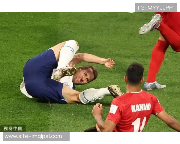 天空报道凯恩脚踝受伤能否参加与威尔士热身赛仍存疑问